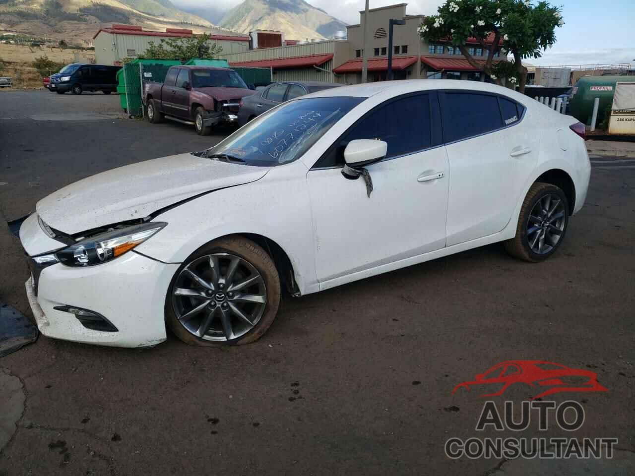 MAZDA 3 2018 - 3MZBN1V39JM203256