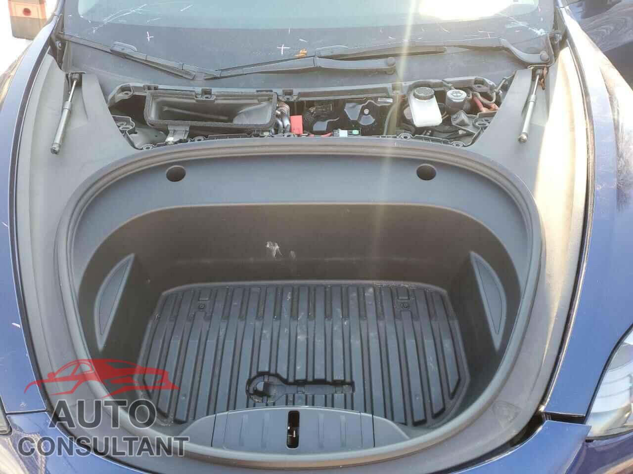 TESLA MODEL 3 2022 - 5YJ3E1EA8NF190239