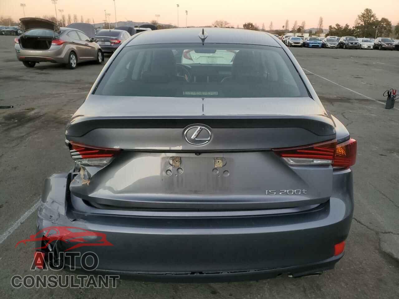 LEXUS IS 2017 - JTHBA1D29H5060542