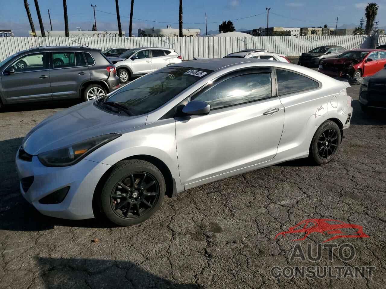 HYUNDAI ELANTRA 2013 - KMHDH6AE3DU011673
