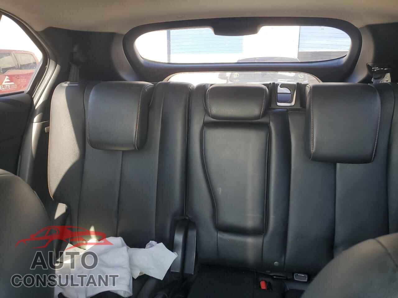 MITSUBISHI ECLIPSE 2019 - JA4AT5AA3KZ015164