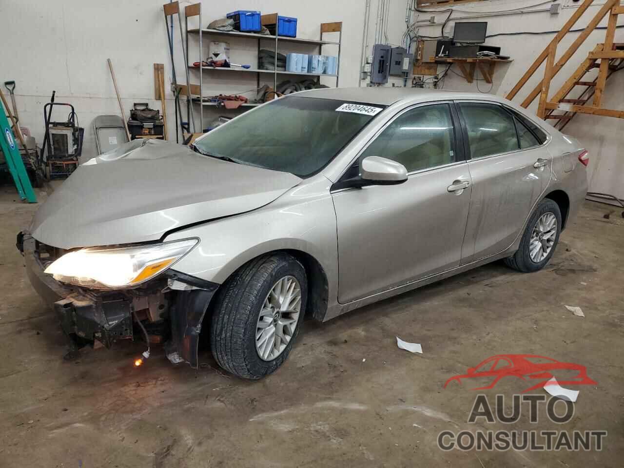 TOYOTA CAMRY 2016 - 4T4BF1FK8GR563775