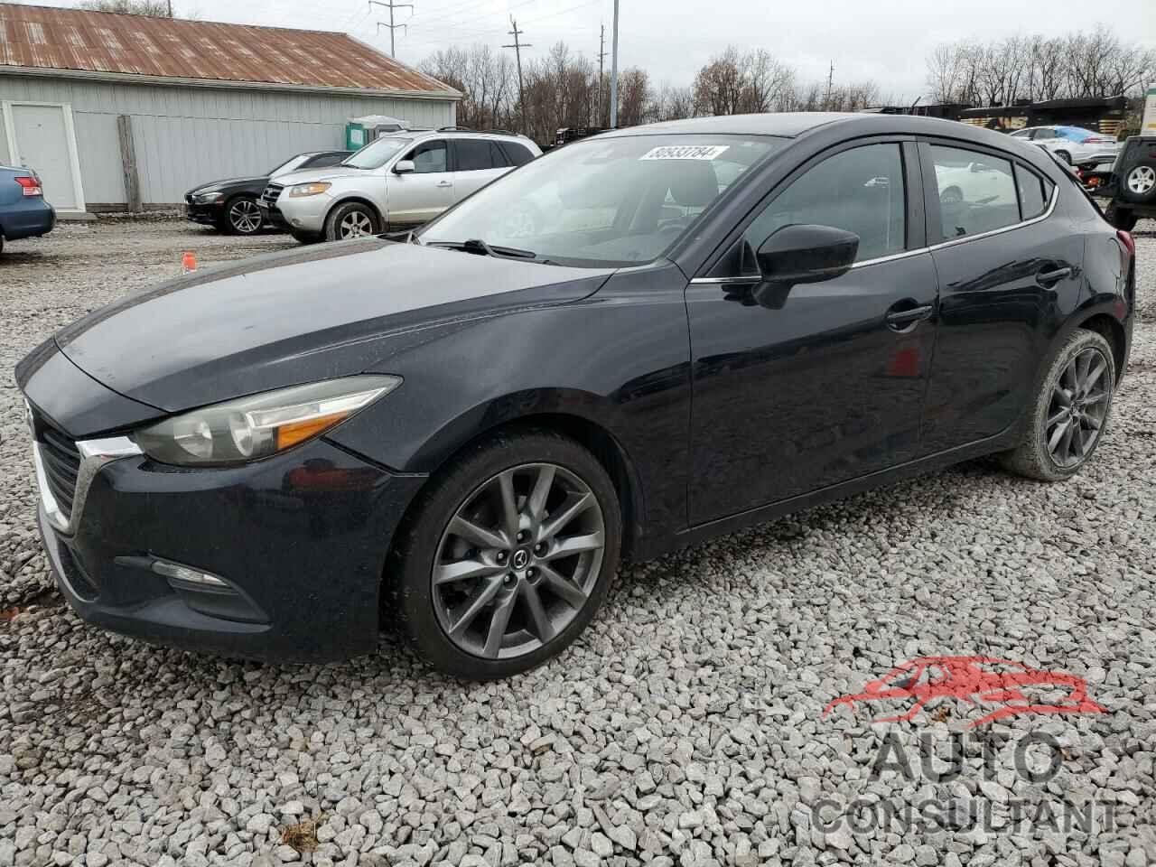MAZDA 3 2018 - 3MZBN1L32JM181989