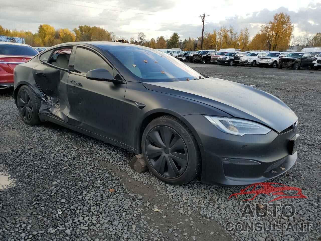 TESLA MODEL S 2022 - 5YJSA1E56NF462815