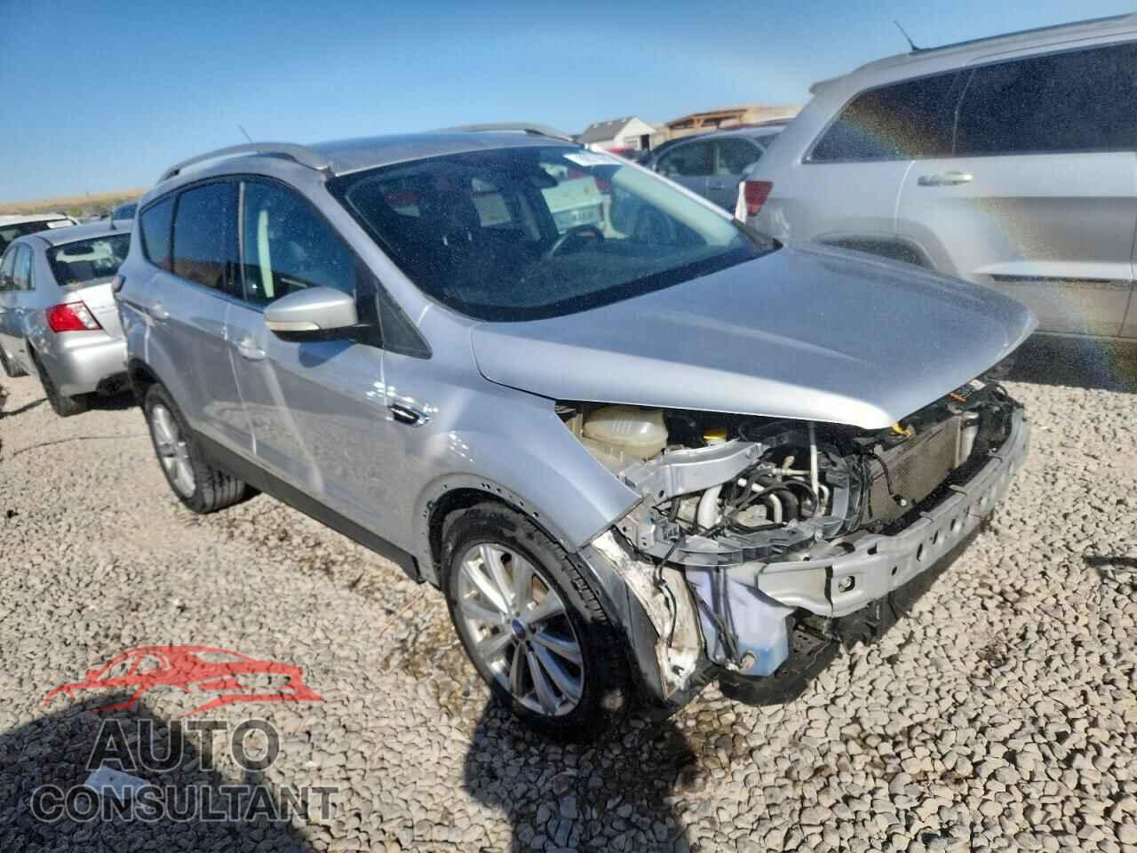 FORD ESCAPE 2017 - 1FMCU0JD4HUE06057