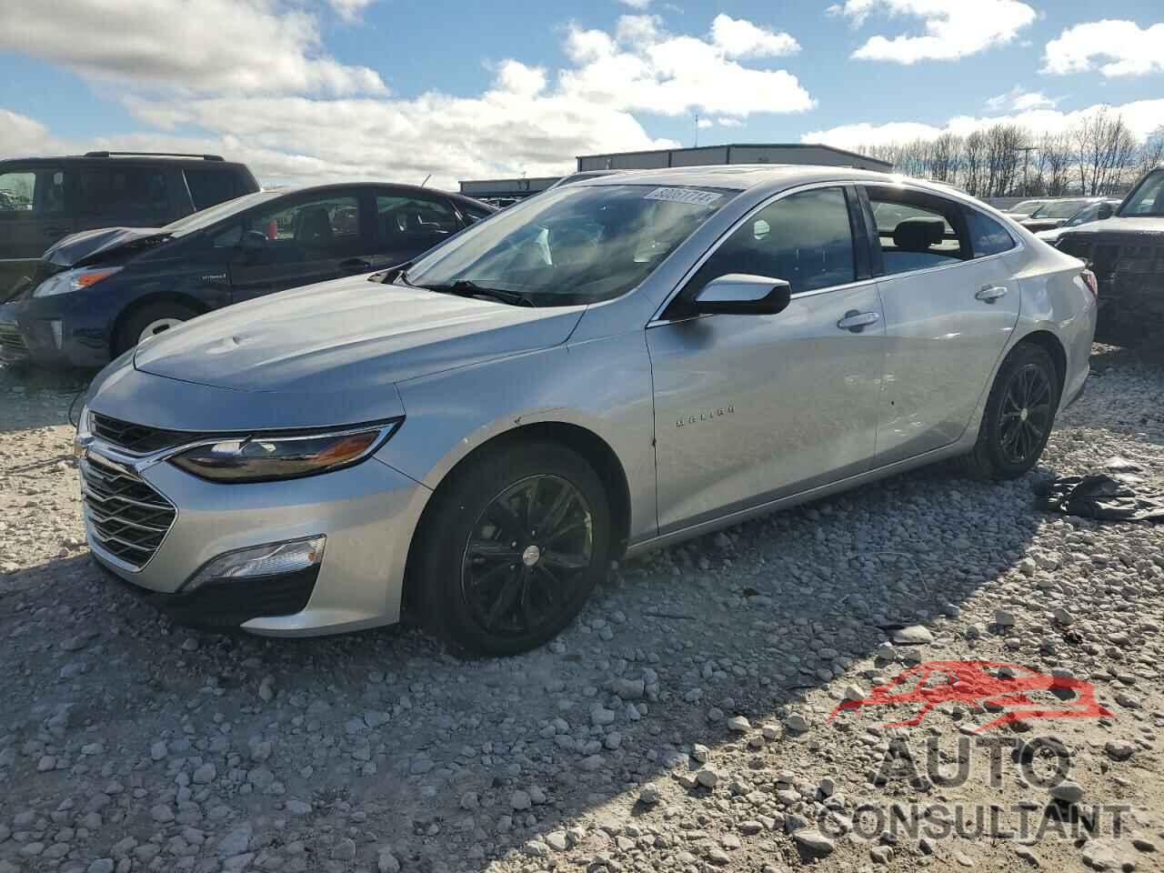 CHEVROLET MALIBU 2021 - 1G1ZD5ST5MF022975