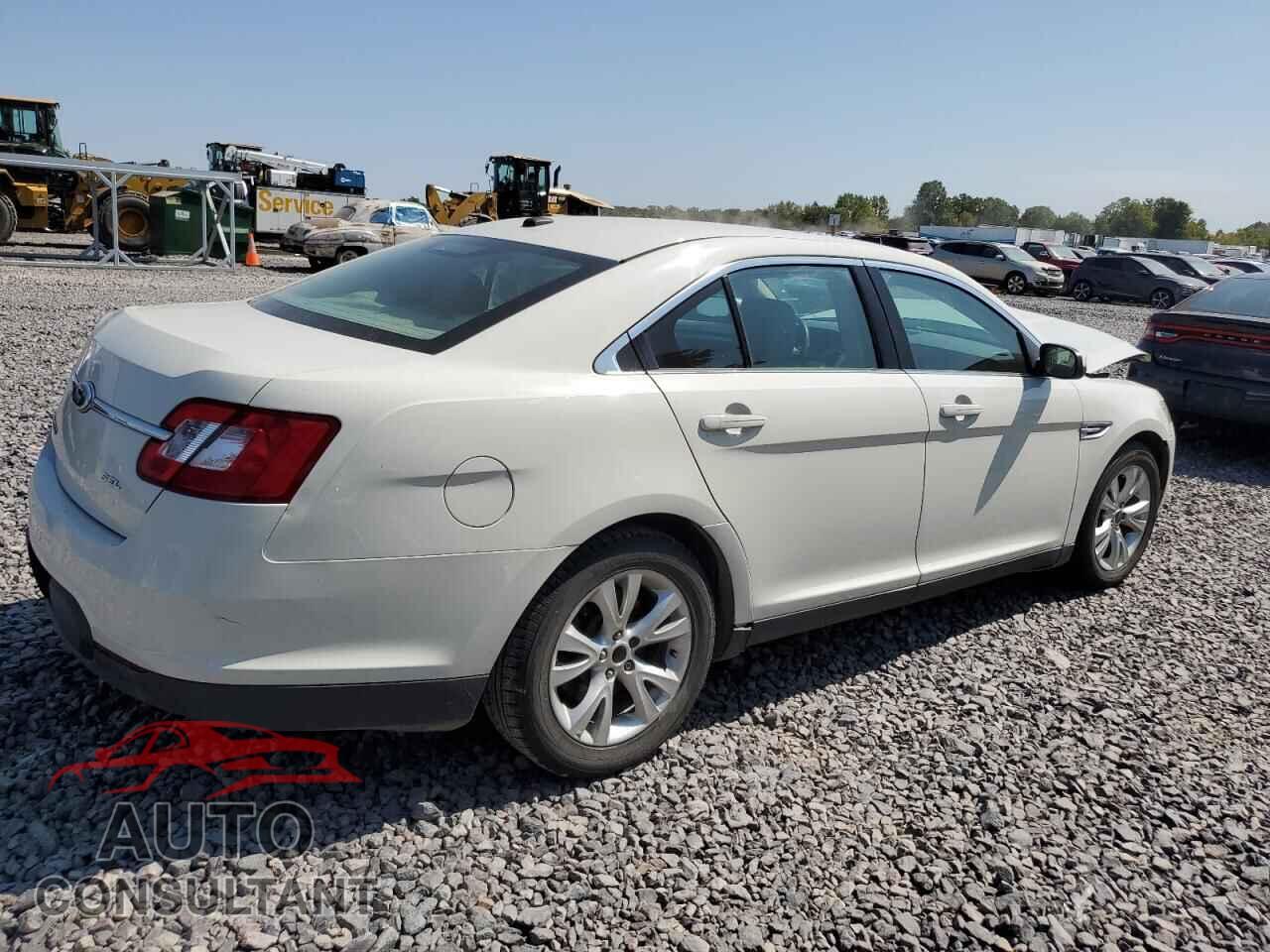 FORD TAURUS 2011 - 1FAHP2EW2BG116422