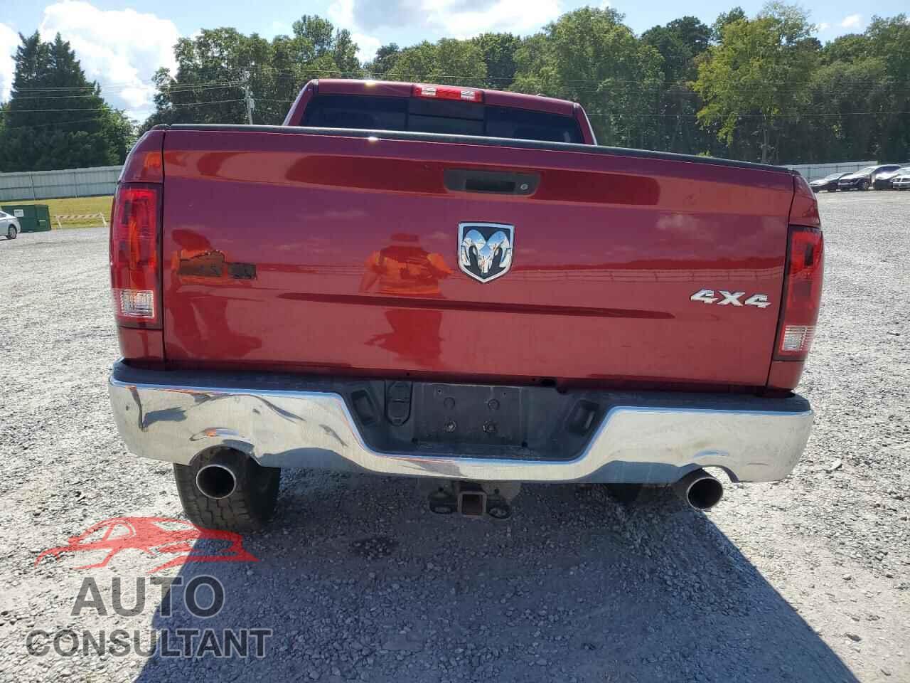 DODGE RAM 1500 2012 - 1C6RD7LT3CS162909