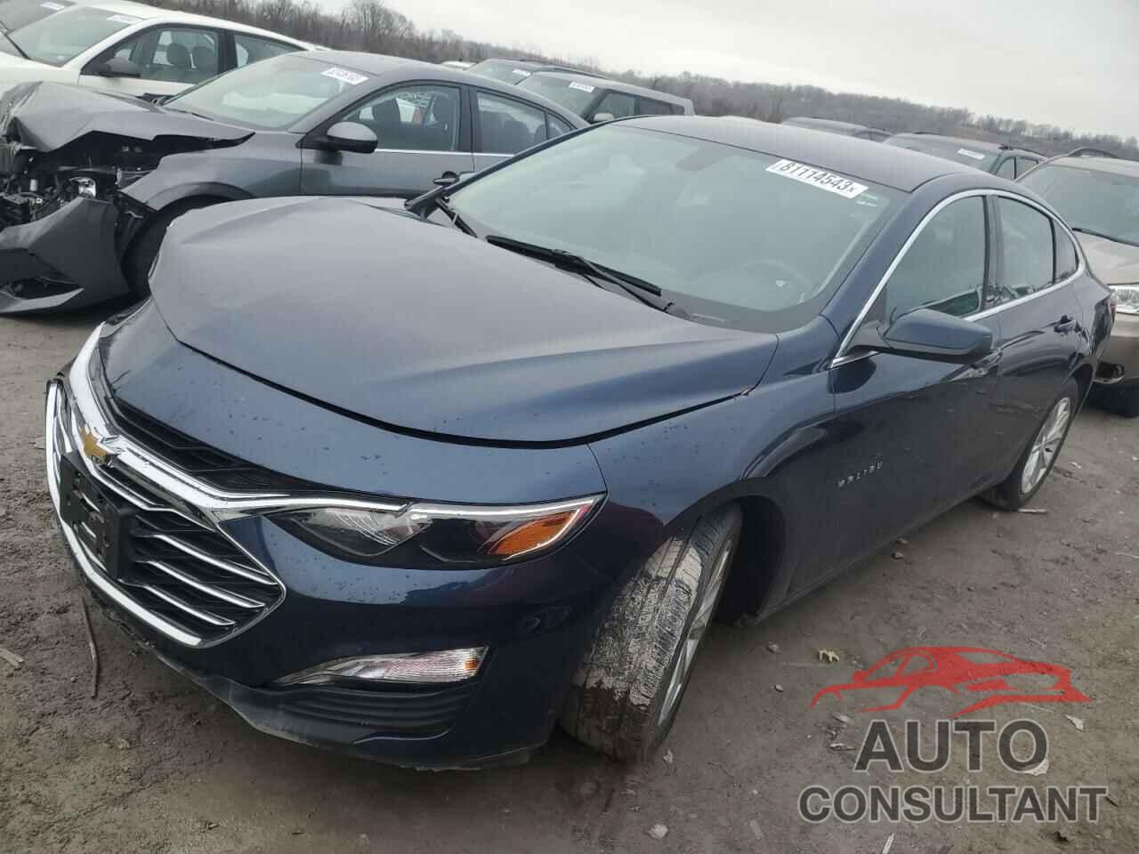 CHEVROLET MALIBU 2022 - 1G1ZD5ST3NF120243