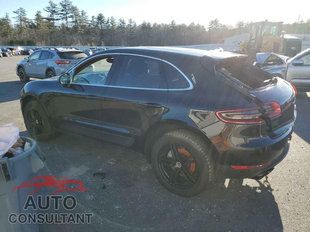 PORSCHE MACAN 2016 - WP1AB2A54GLB40001