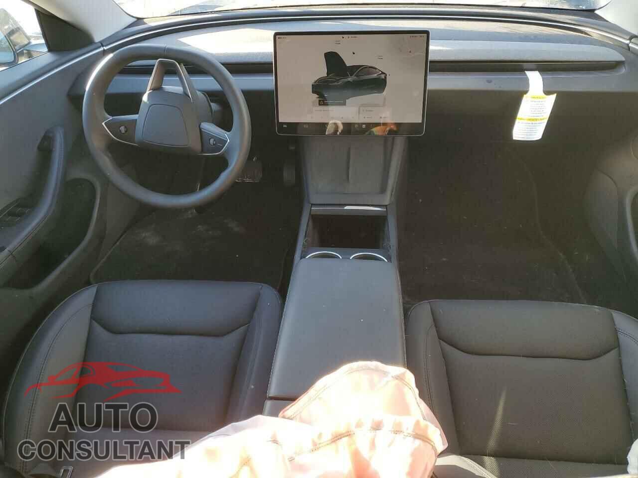 TESLA MODEL 3 2024 - 5YJ3E1EB7RF744675