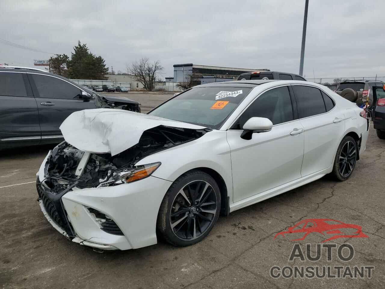 TOYOTA CAMRY 2018 - 4T1BZ1HK0JU016926