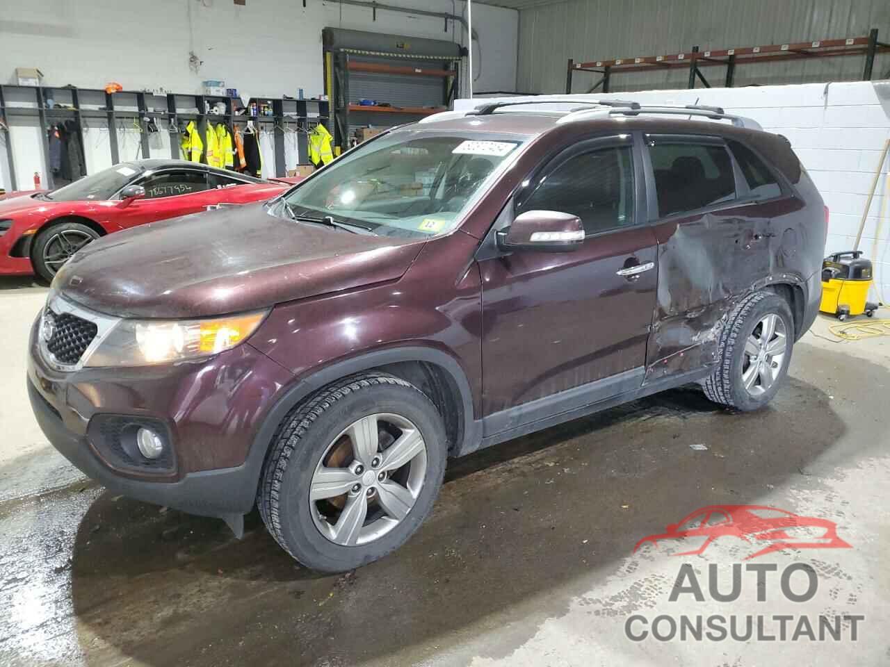 KIA SORENTO 2013 - 5XYKU4A64DG344809