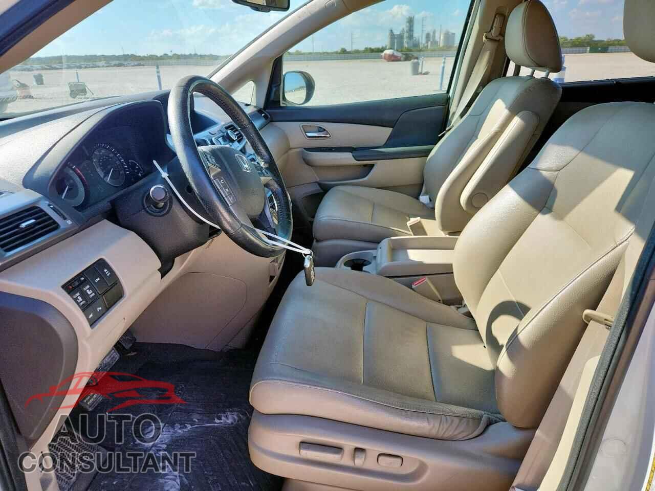 HONDA ODYSSEY 2015 - 5FNRL5H98FB045583
