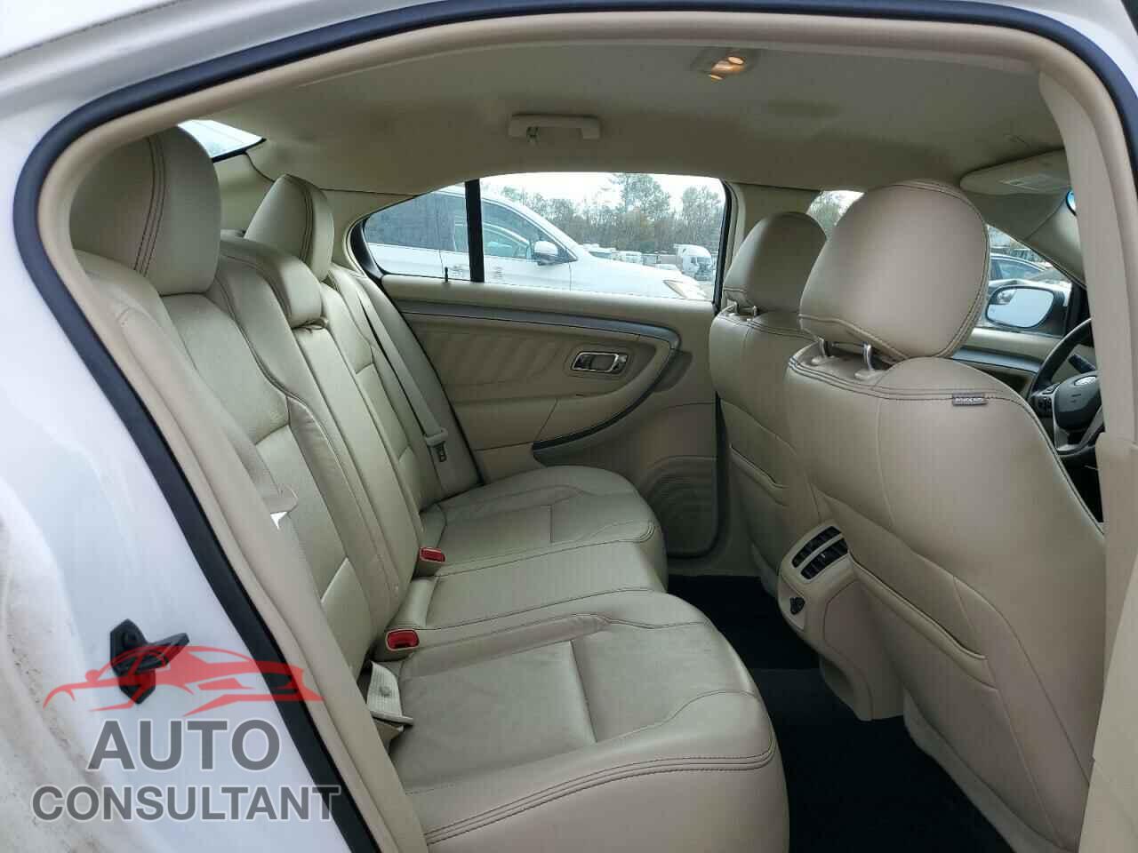 FORD TAURUS 2015 - 1FAHP2E8XFG208420
