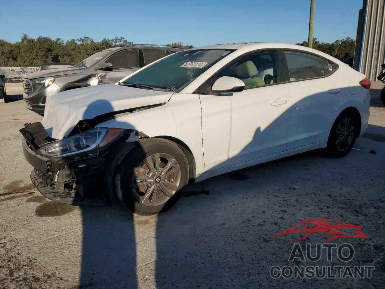 HYUNDAI ELANTRA 2018 - 5NPD84LF5JH385951