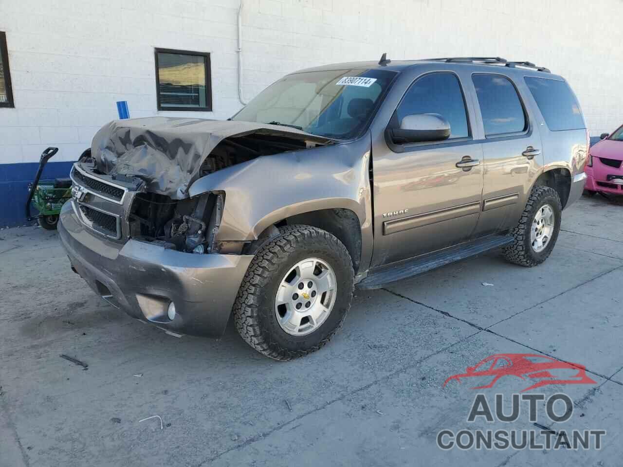 CHEVROLET TAHOE 2011 - 1GNSKBE04BR371854