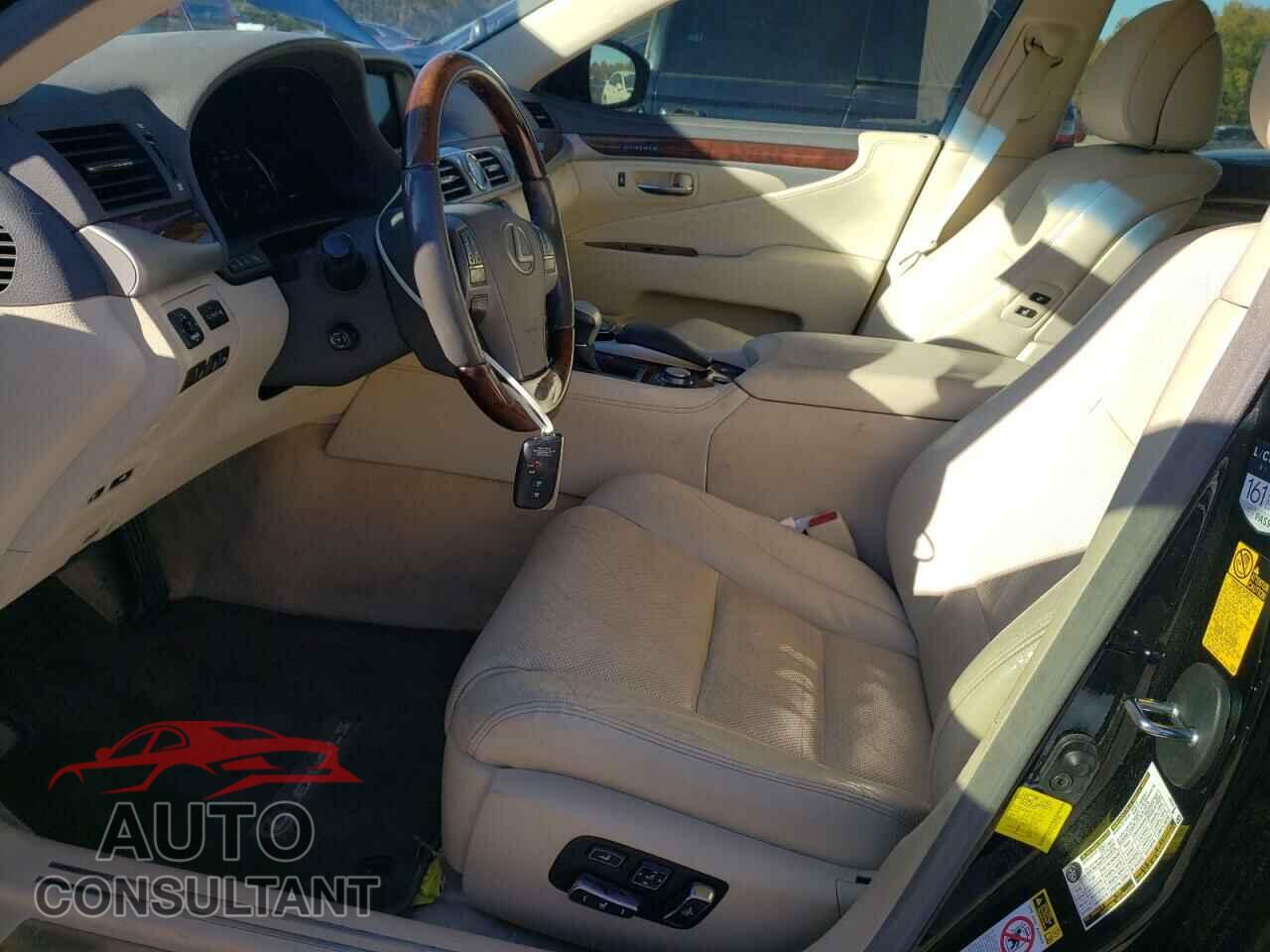 LEXUS LS460 2013 - JTHBL5EF6D5122282
