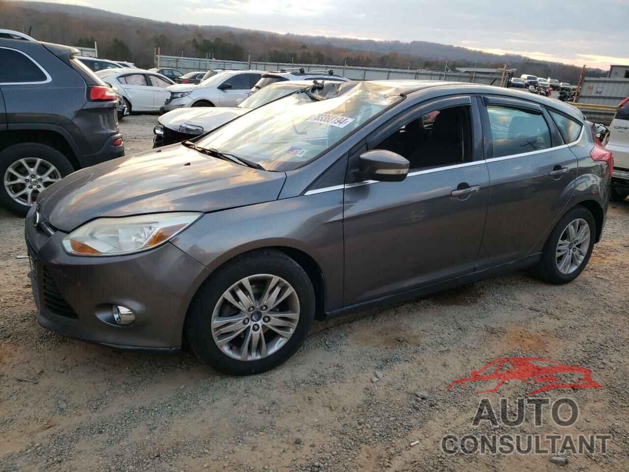 FORD FOCUS 2012 - 1FAHP3M24CL393117