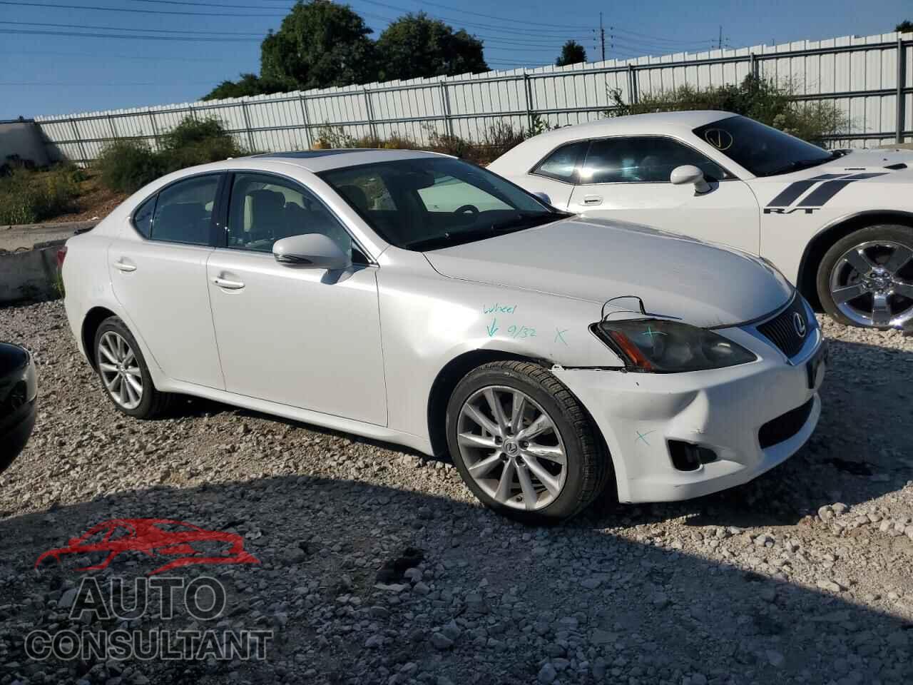 LEXUS IS 2010 - JTHCF5C24A5043555