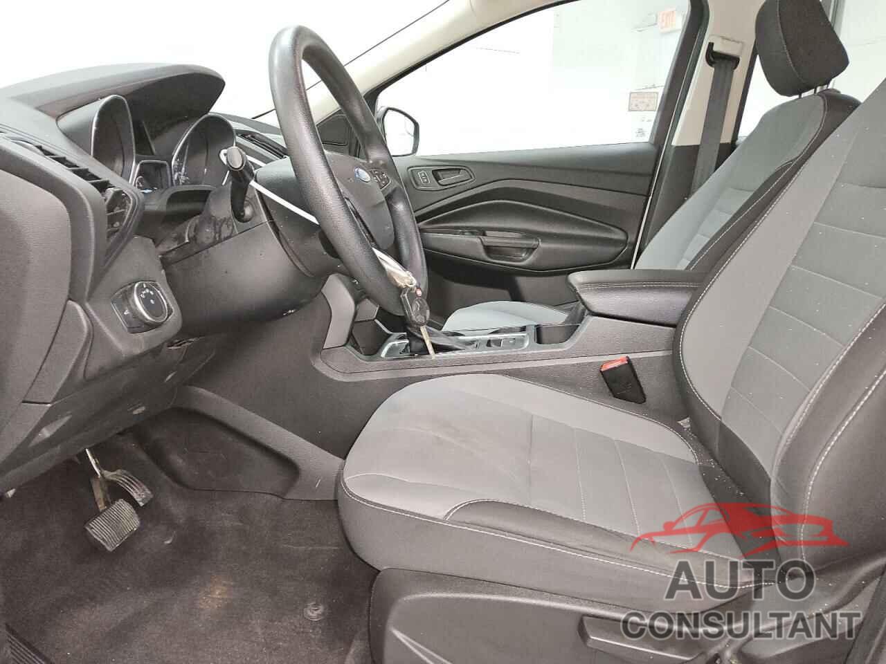 FORD ESCAPE 2019 - 1FMCU0F73KUC35411