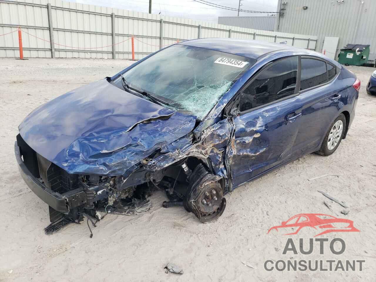 HYUNDAI ELANTRA 2018 - 5NPD74LF2JH387675