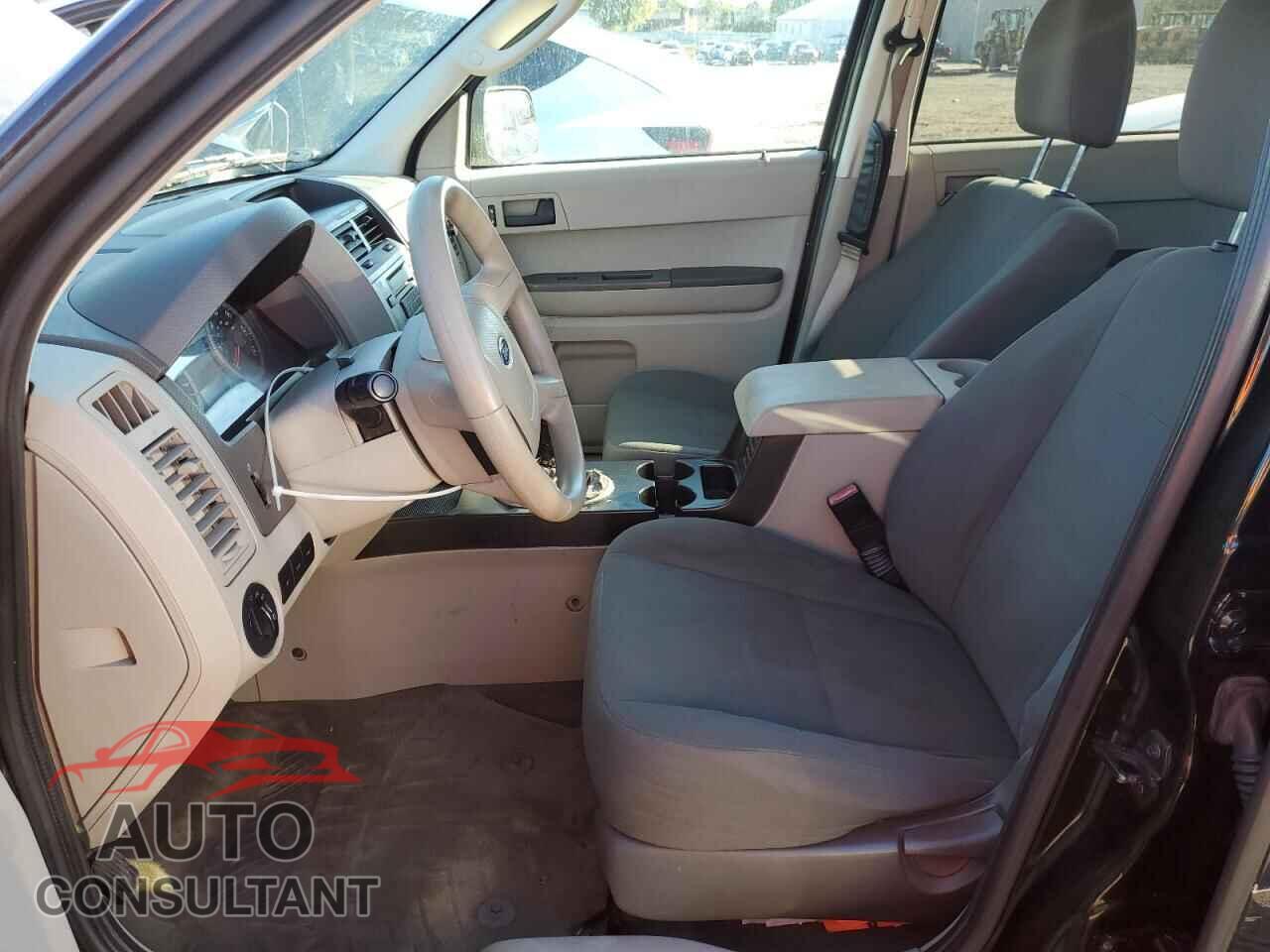 FORD ESCAPE 2011 - 1FMCU0C79BKB20005