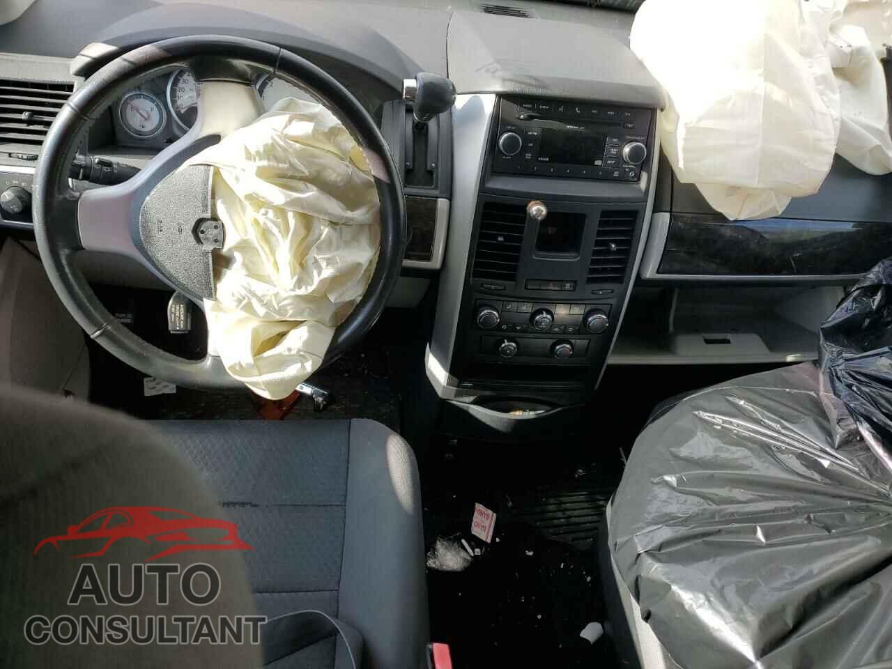 DODGE CARAVAN 2010 - 2D4RN5D18AR175003