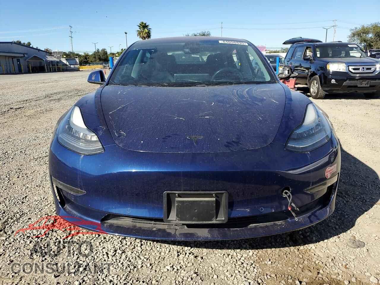 TESLA MODEL 3 2018 - 5YJ3E1EA7JF076615
