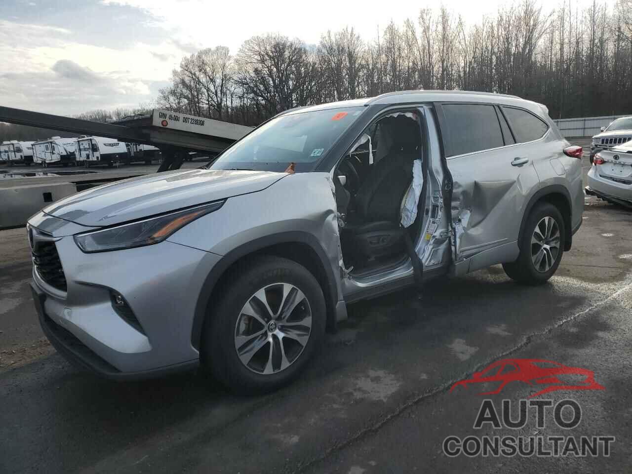 TOYOTA HIGHLANDER 2022 - 5TDGZRBH8NS572708