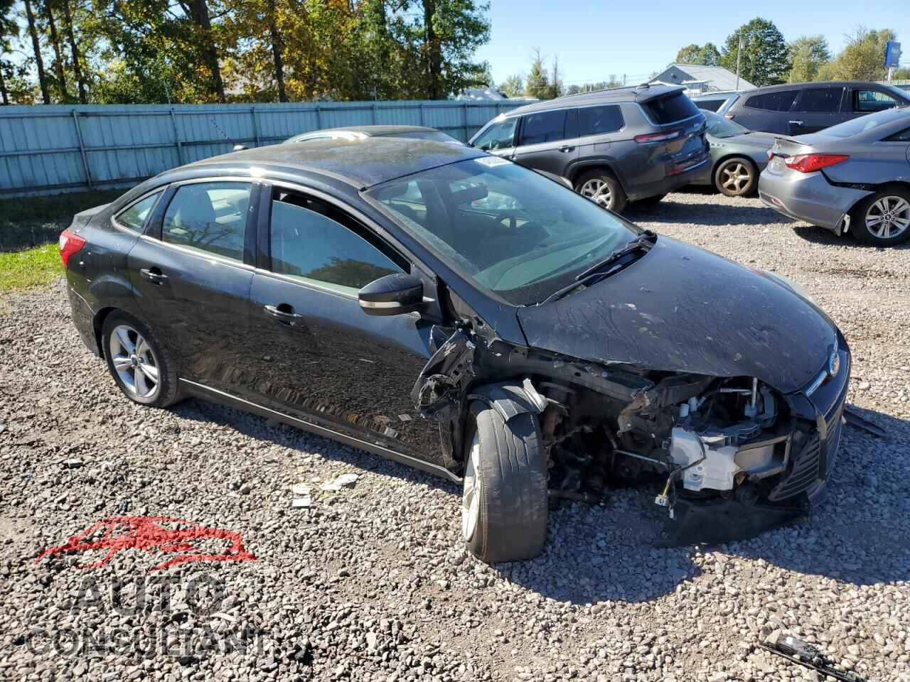 FORD FOCUS 2014 - 1FADP3F22EL415839