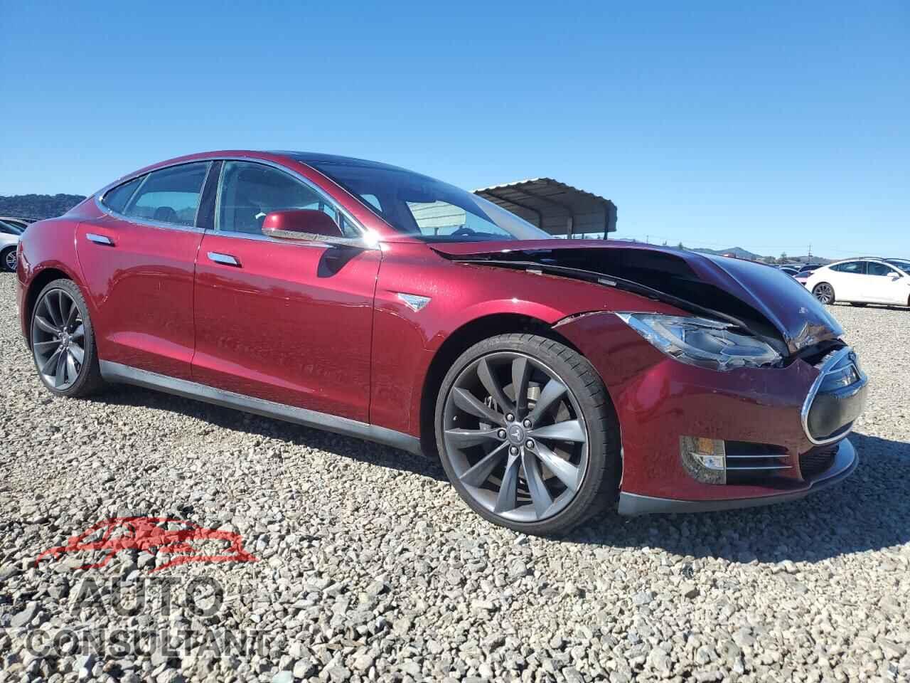 TESLA MODEL S 2012 - 5YJSA1DP8CFS00780