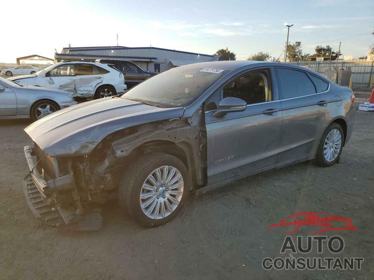 FORD FUSION 2013 - 3FA6P0LU4DR170023