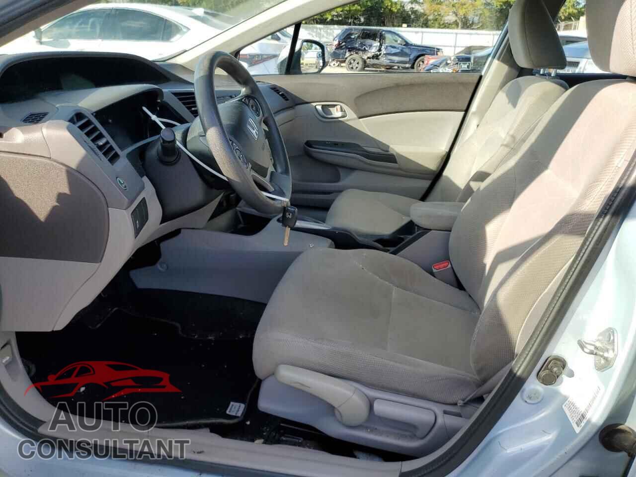 HONDA CIVIC 2012 - 2HGFB2F55CH595366