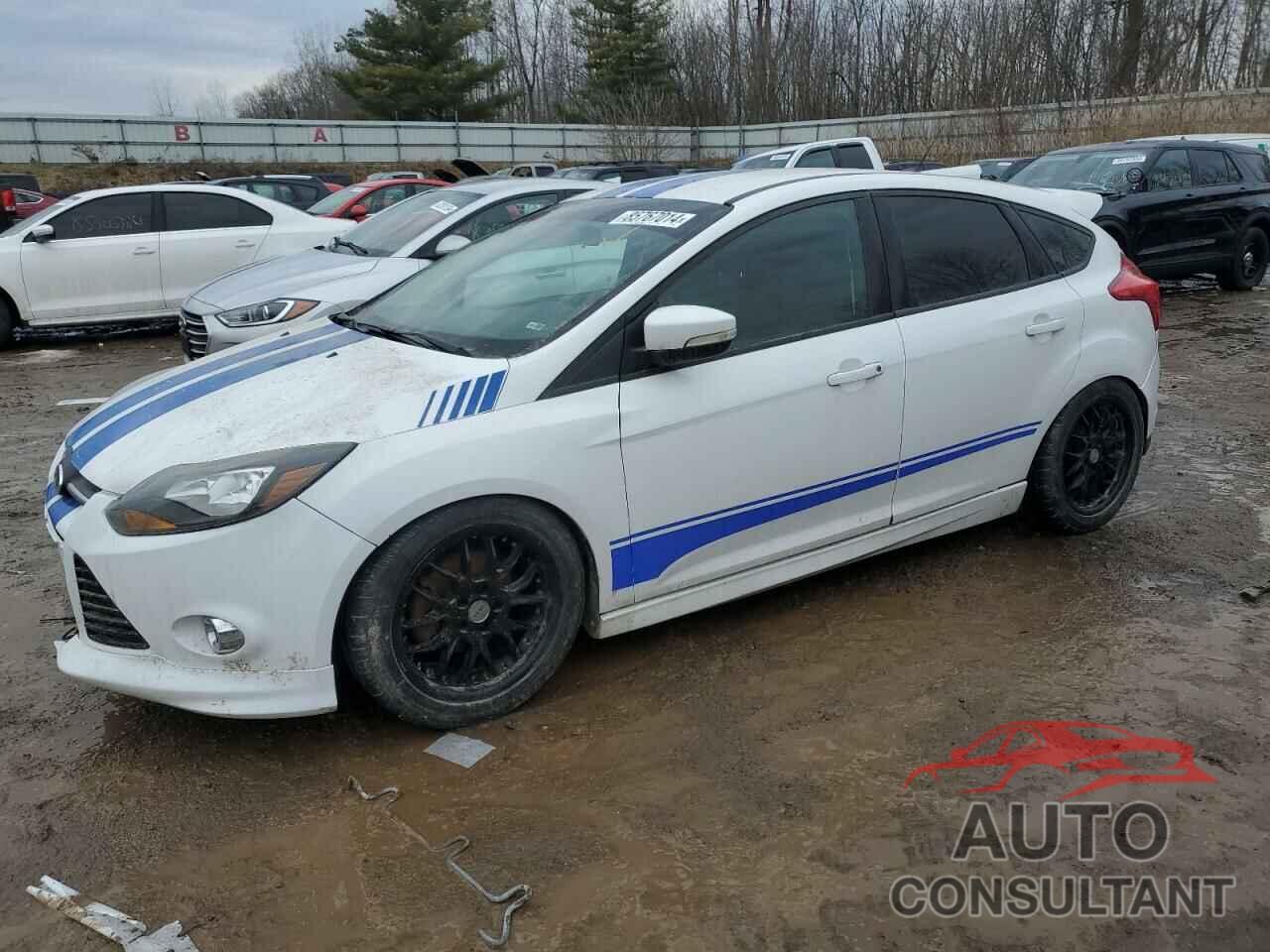 FORD FOCUS 2013 - 1FADP3K28DL188841