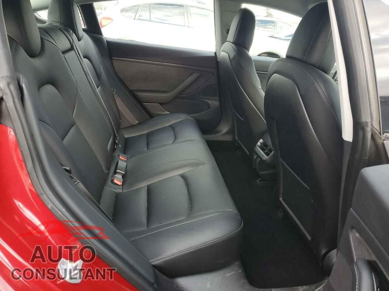 TESLA MODEL 3 2018 - 5YJ3E1EA2JF058541