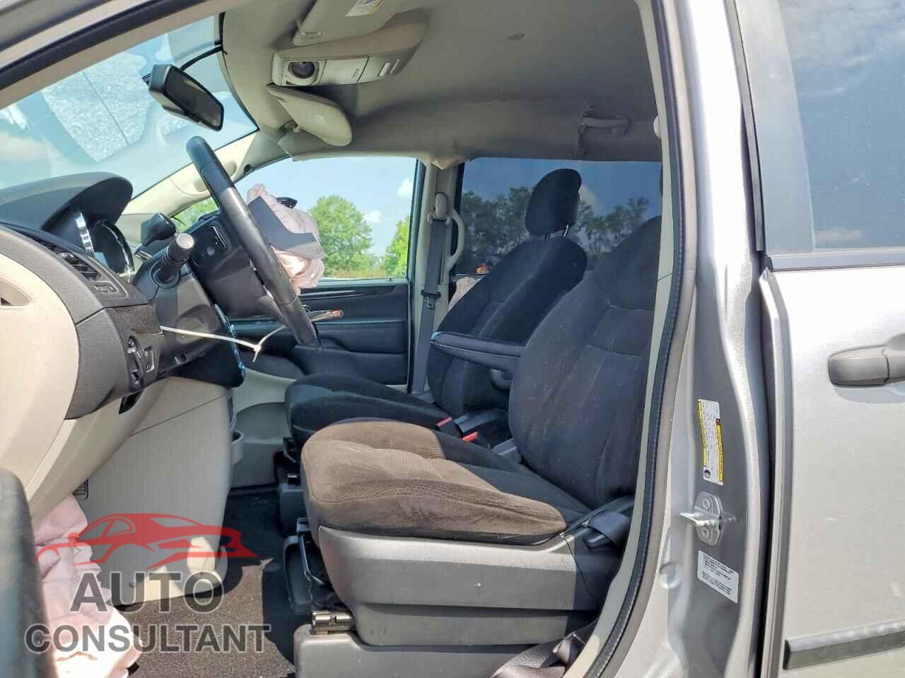 DODGE CARAVAN 2015 - 2C4RDGBG4FR750661