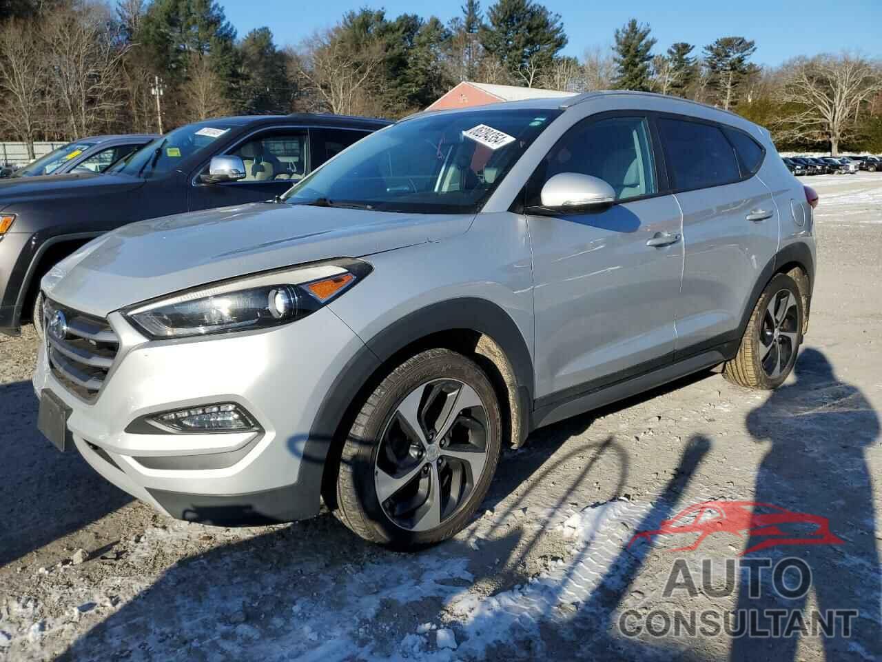 HYUNDAI TUCSON 2017 - KM8J3CA28HU285768