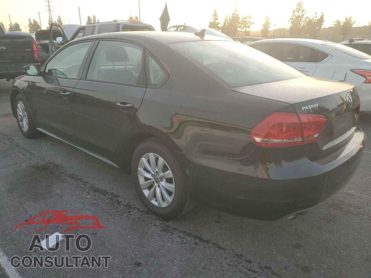 VOLKSWAGEN PASSAT 2014 - 1VWAP7A34EC006632