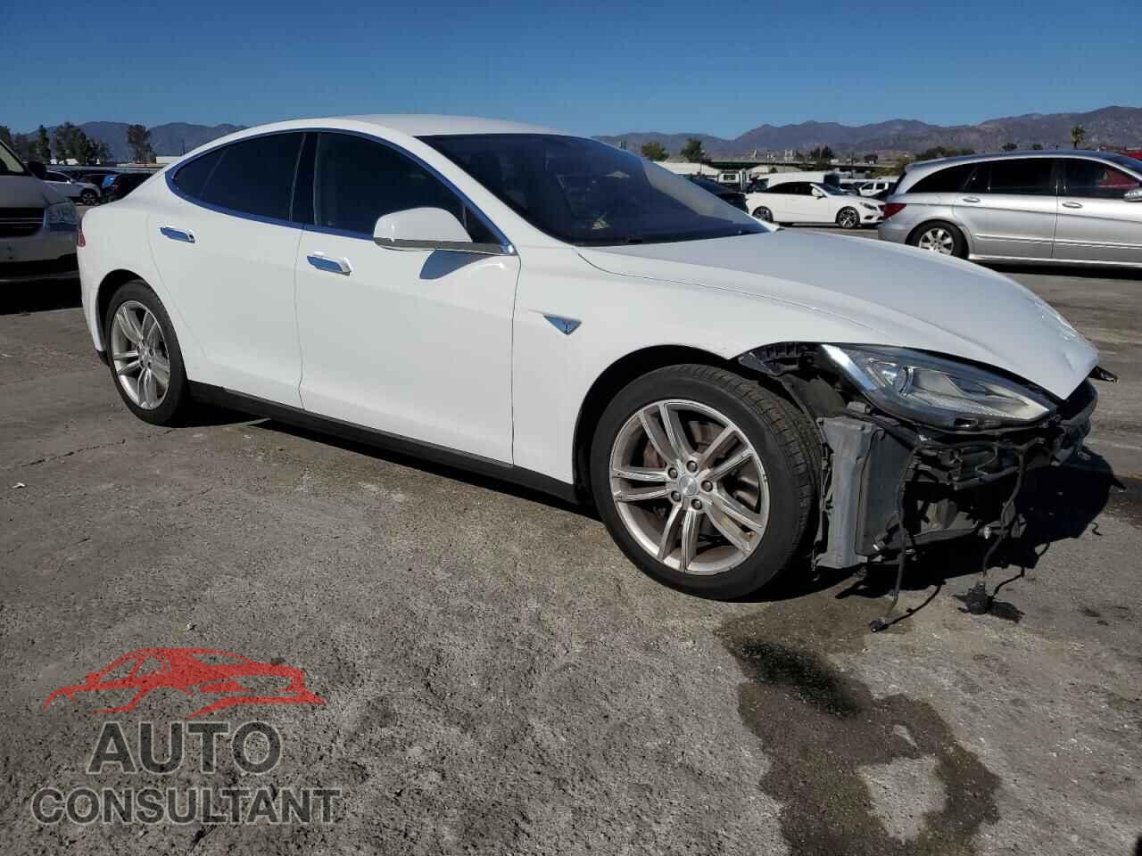 TESLA MODEL S 2015 - 5YJSA1S19FFP77014