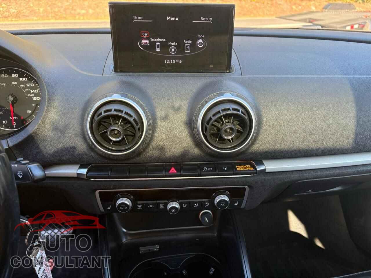 AUDI A3 2015 - WAUAJGFF8F1032720