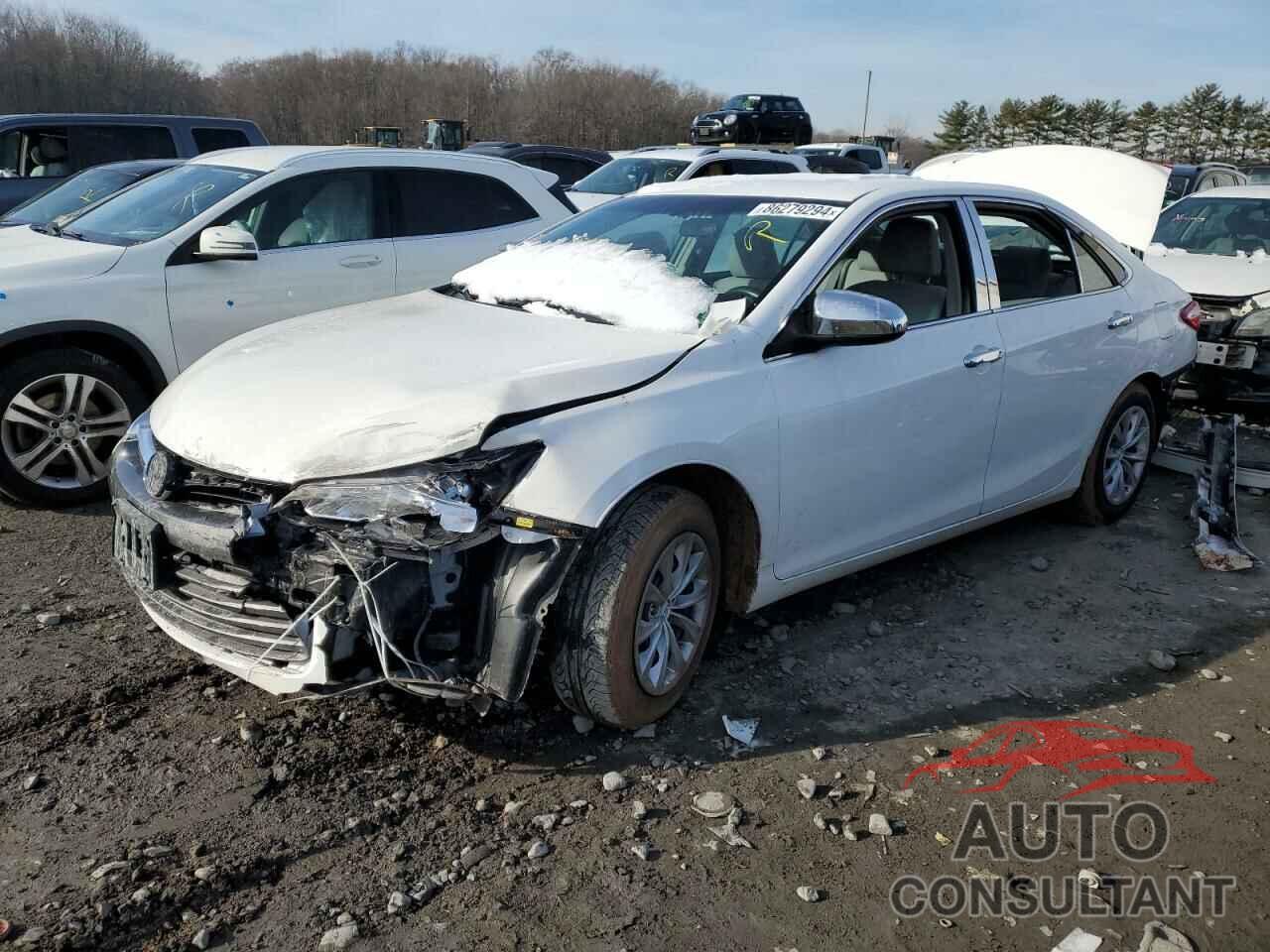 TOYOTA CAMRY 2015 - 4T4BF1FK5FR458500
