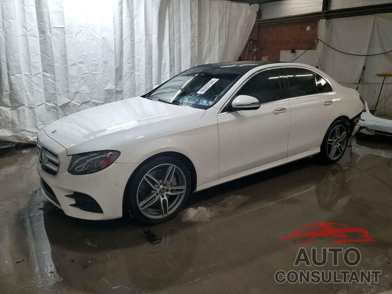 MERCEDES-BENZ E-CLASS 2018 - WDDZF4KB9JA476373