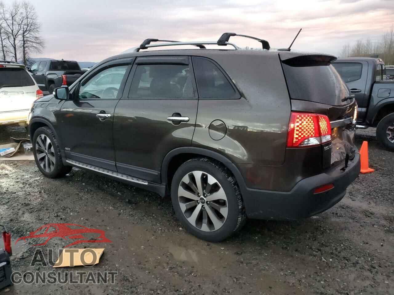 KIA SORENTO 2012 - 5XYKUDA21CG197330