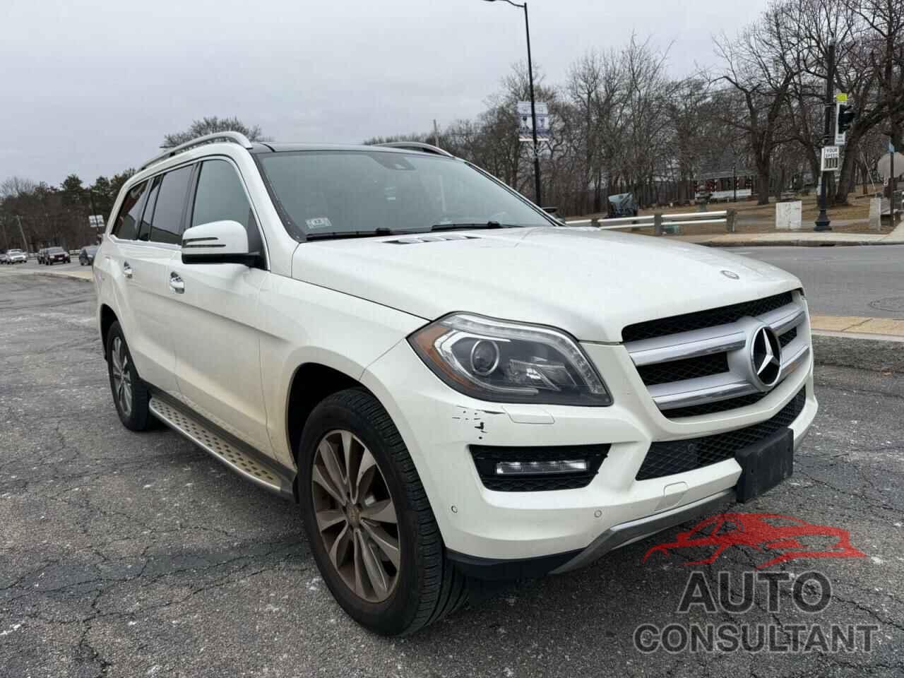MERCEDES-BENZ GL-CLASS 2015 - 4JGDF6EE1FA534176