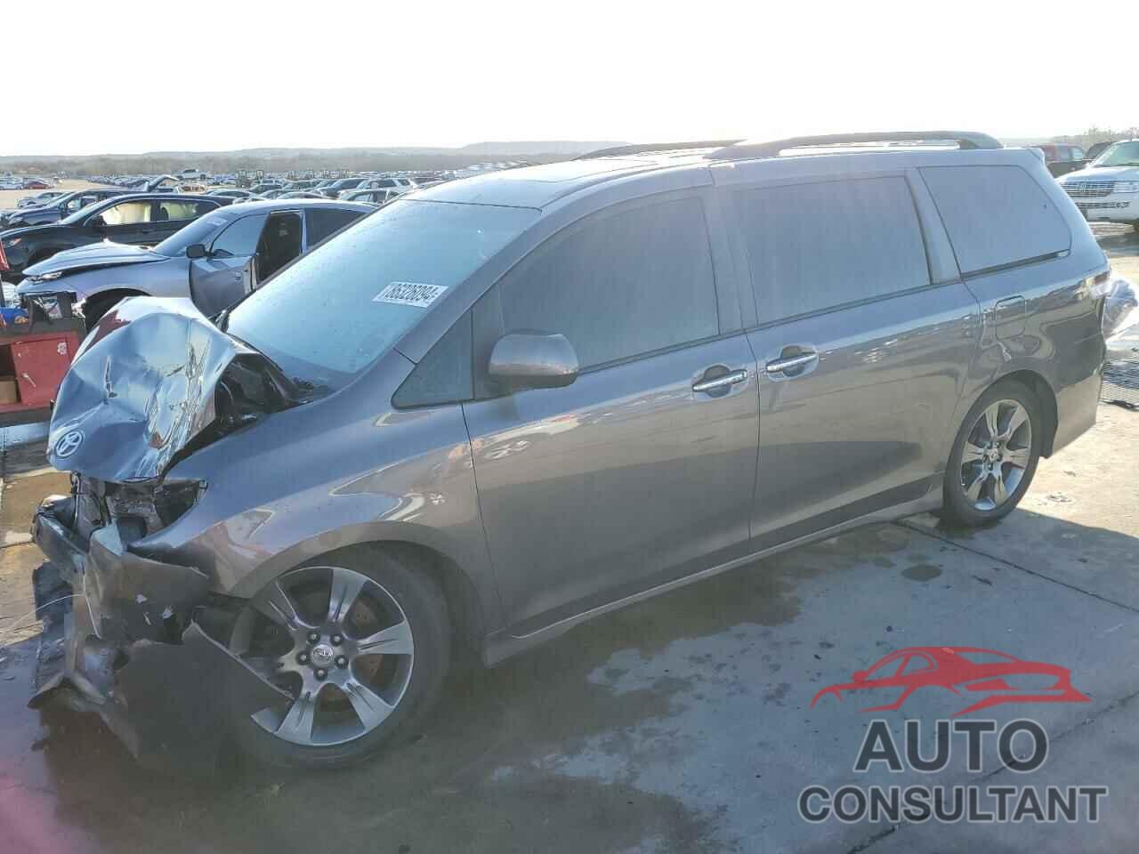 TOYOTA SIENNA 2015 - 5TDXK3DC9FS675009