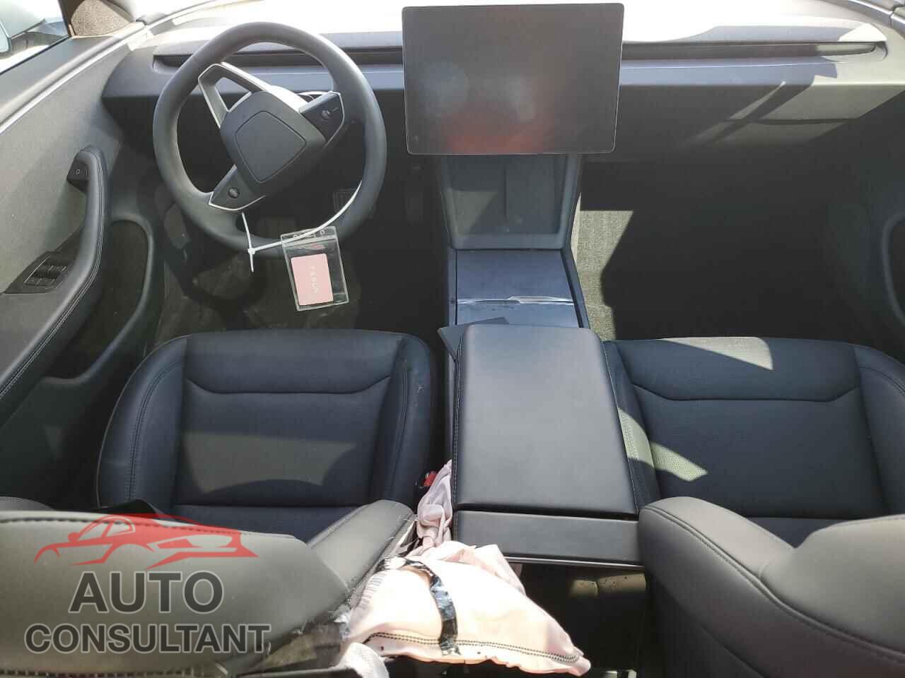 TESLA MODEL 3 2025 - 5YJ3E1EA6SF973507