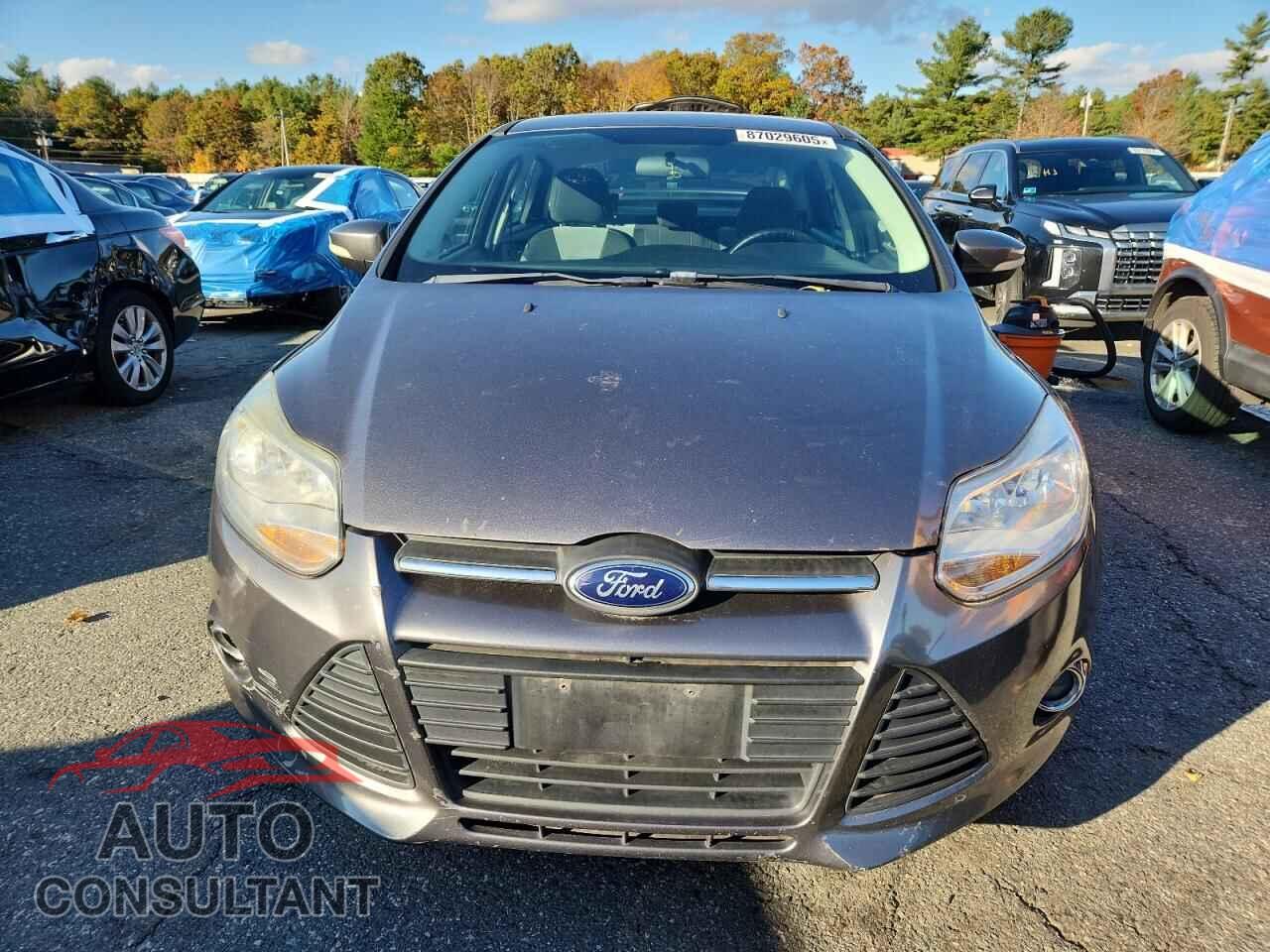 FORD FOCUS 2014 - 1FADP3F2XEL308571