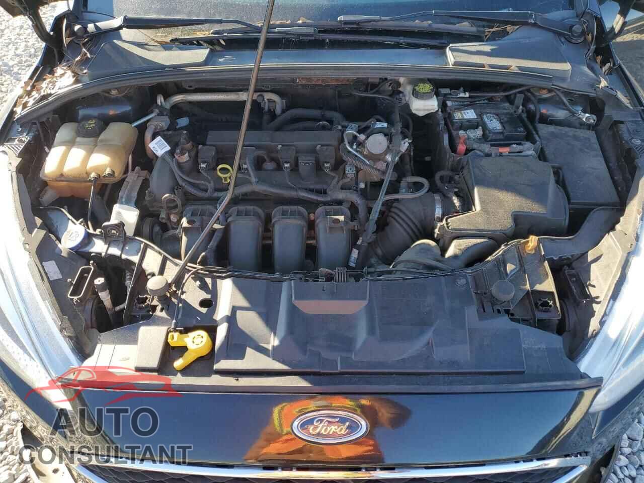 FORD FOCUS 2017 - 1FADP3F27HL249547