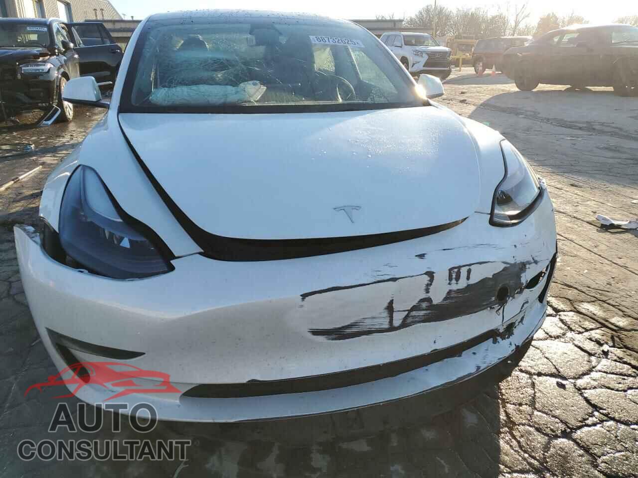 TESLA MODEL 3 2023 - 5YJ3E1EA8PF548135